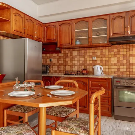 Hora House Apartment *